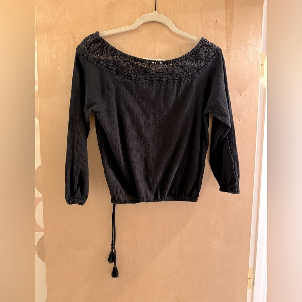 Victoria’ Secret Black Smocked Gauze Top. Eligible 3/$25 - Picture 9 of 11